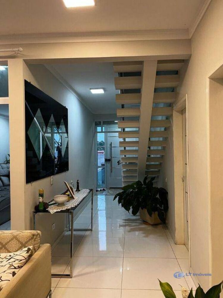 Casa, 4 quartos, 290 m² - Foto 4