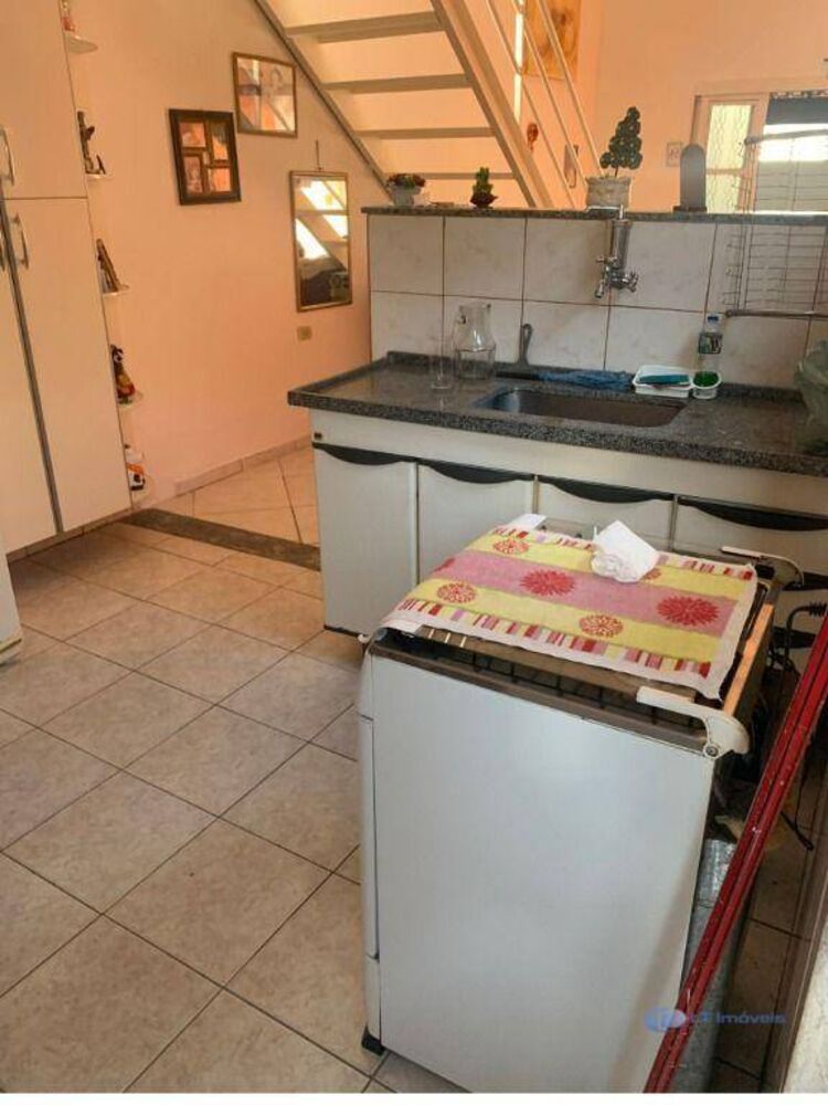 Sobrado à venda com 2 quartos, 80m² - Foto 4