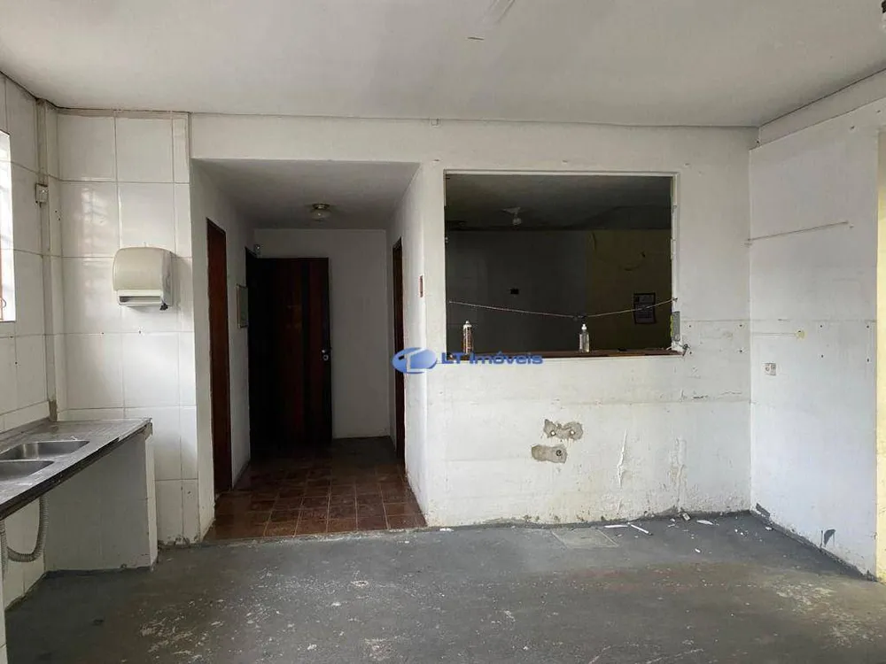 Casa, 4 quartos, 379 m² - Foto 1