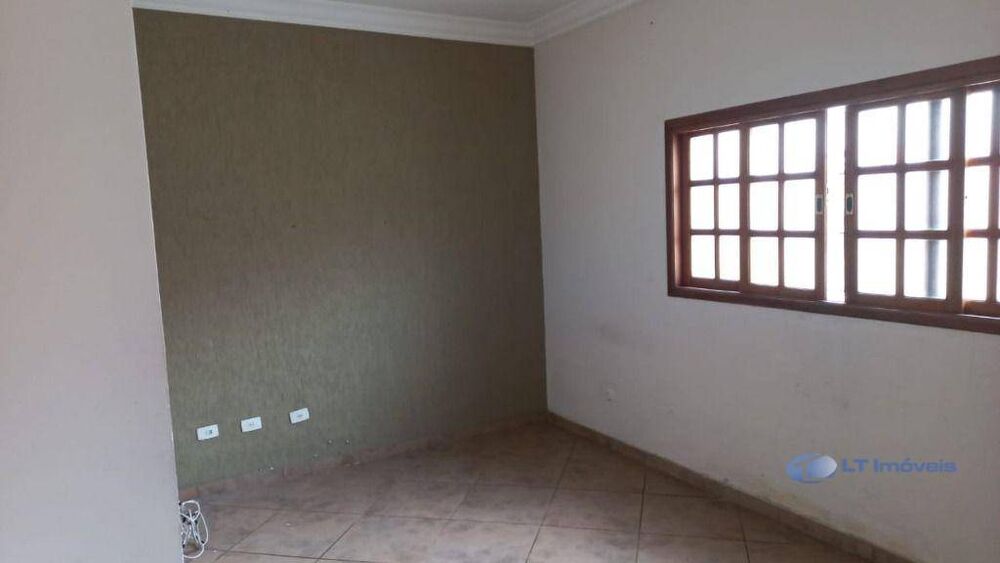 Casa, 2 quartos, 13369 m² - Foto 2