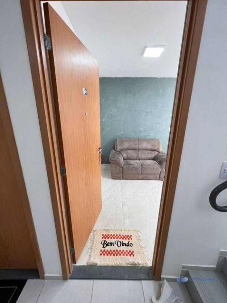 Apartamento à venda com 2 quartos, 39m² - Foto 4
