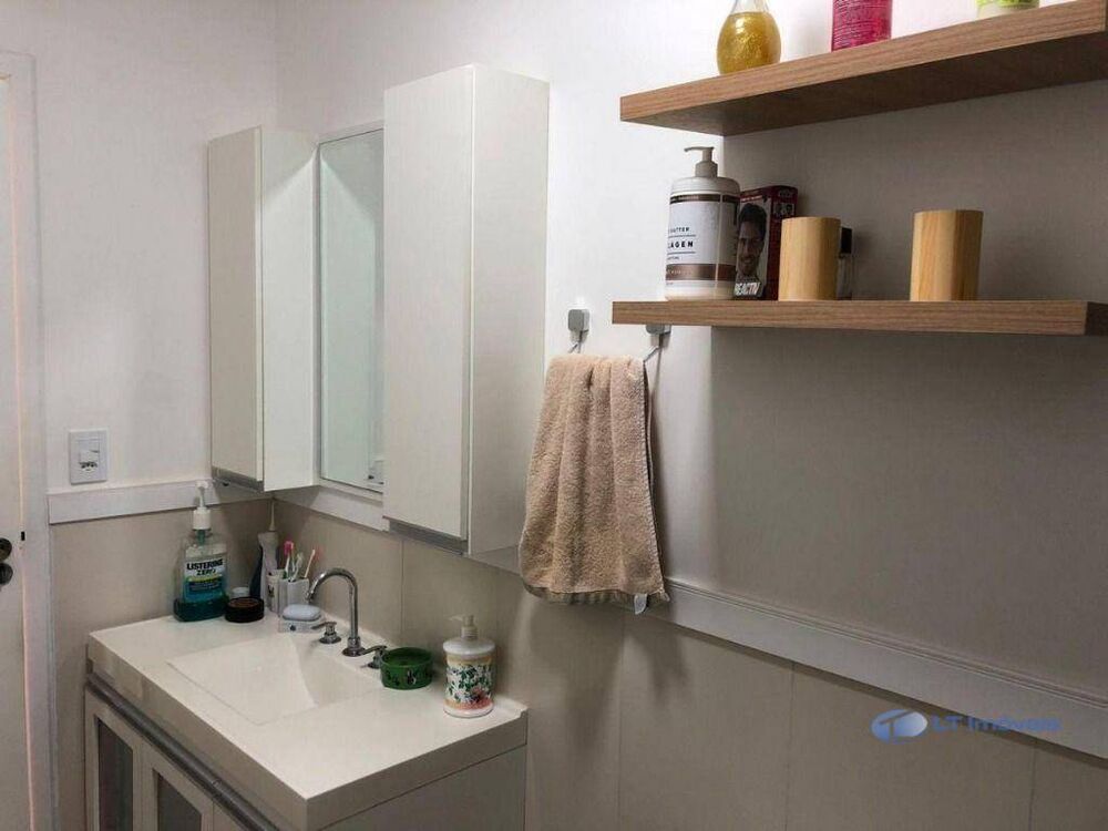 Casa à venda com 5 quartos, 250m² - Foto 3