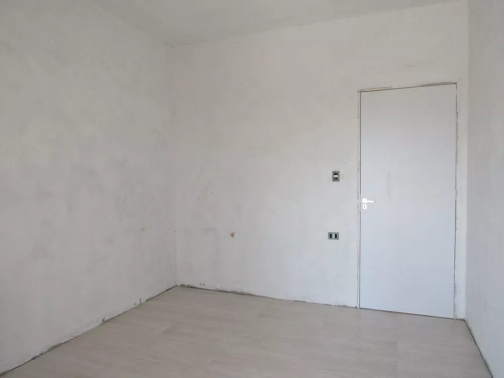 Casa à venda com 2 quartos, 275M2 - Foto 4