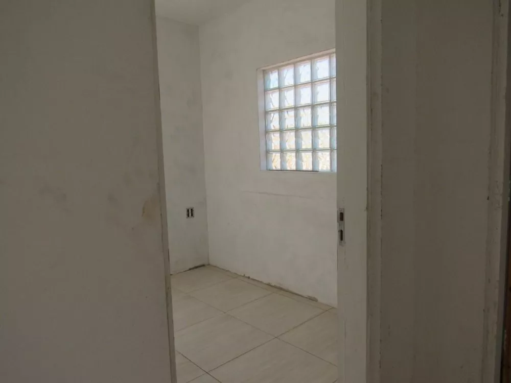 Casa à venda com 2 quartos, 275M2 - Foto 5