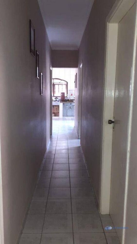 Casa, 4 quartos, 148 m² - Foto 1