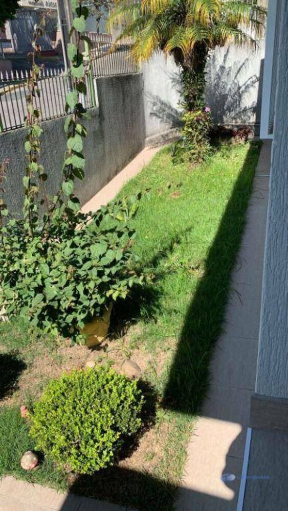 Casa à venda com 3 quartos, 121m² - Foto 3