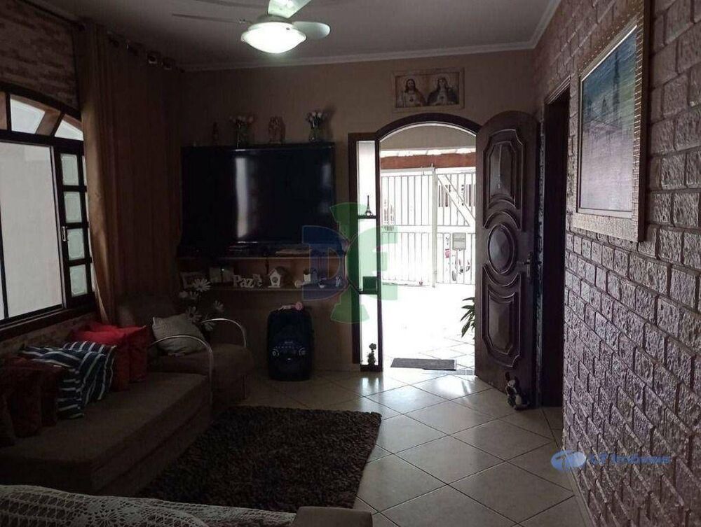 Casa, 3 quartos, 138 m² - Foto 4