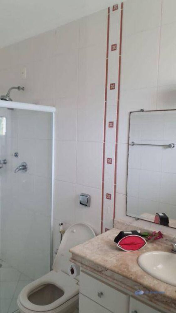 Casa de Condomínio à venda com 4 quartos, 374m² - Foto 3