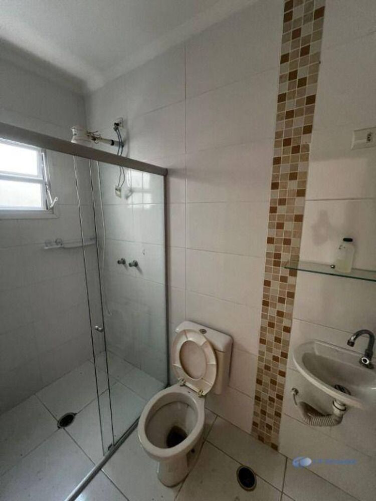 Sobrado à venda e aluguel com 3 quartos, 173m² - Foto 2