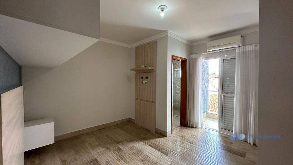 Sobrado à venda com 3 quartos, 204m² - Foto 3