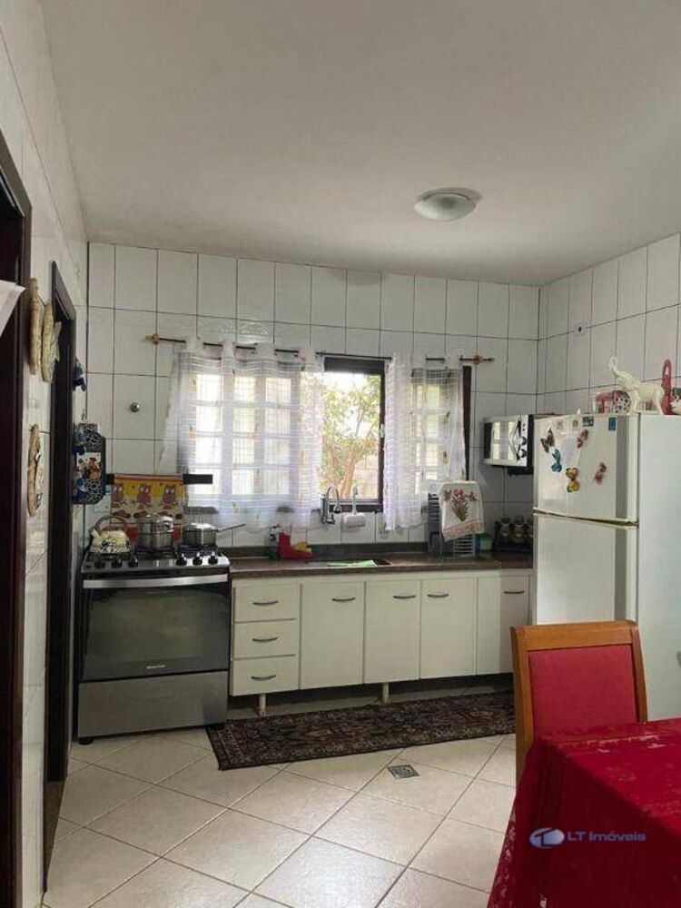 Sobrado à venda e aluguel com 2 quartos, 144m² - Foto 4