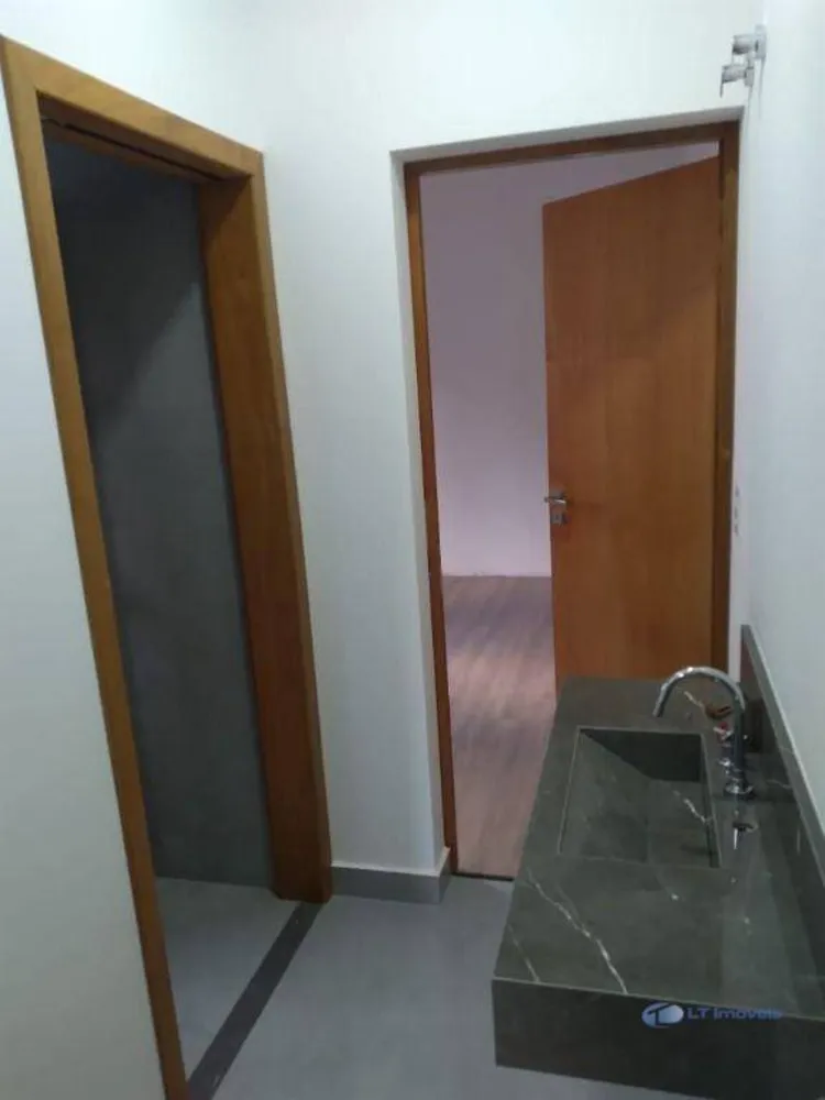 Sobrado, 3 quartos, 212 m² - Foto 2