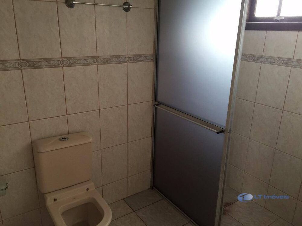 Sobrado para alugar com 3 quartos, 160m² - Foto 13