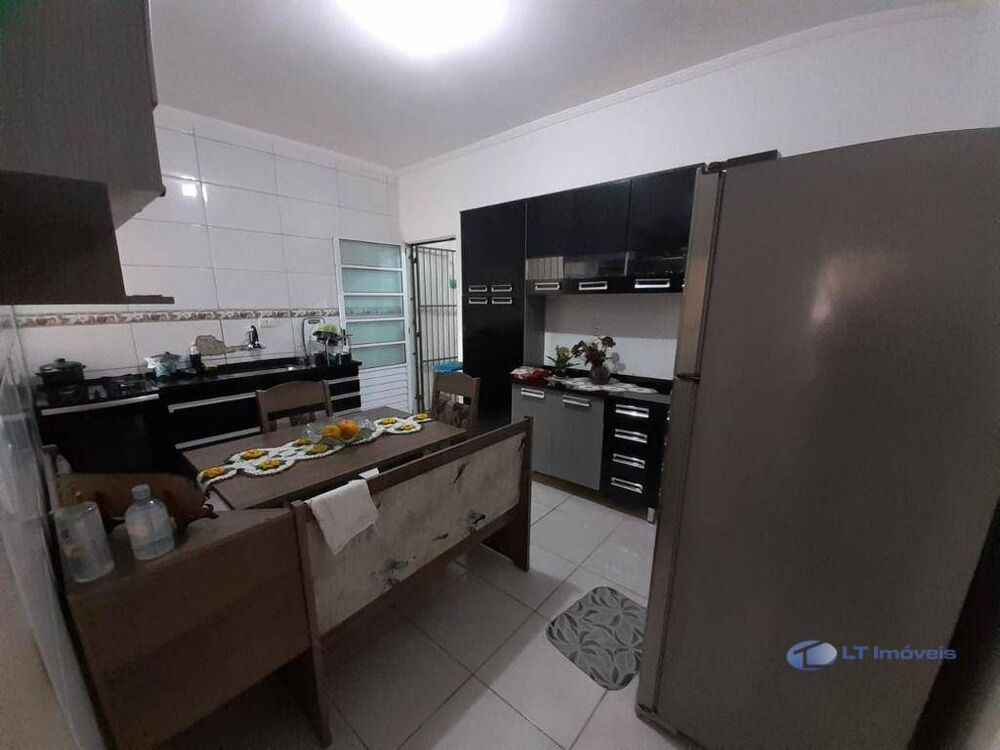 Casa, 2 quartos, 250 m² - Foto 2