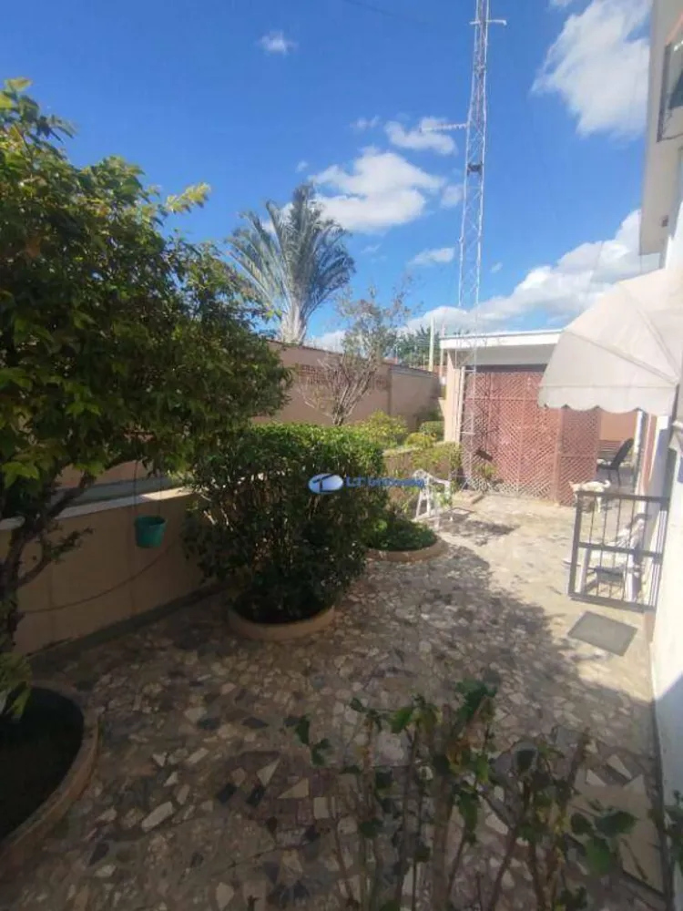 Sobrado, 4 quartos, 333 m² - Foto 1