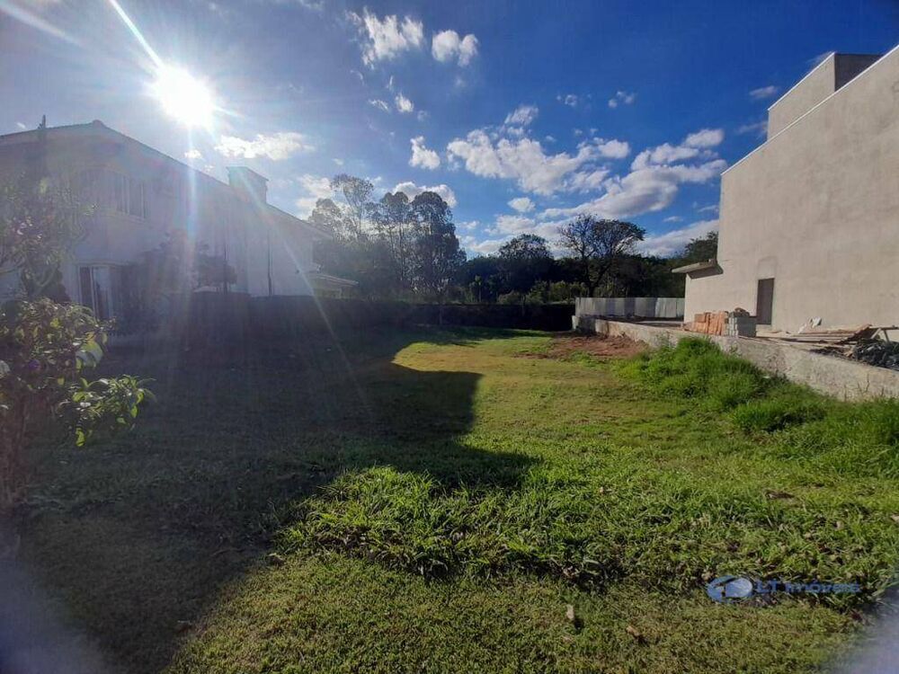 Loteamento e Condomínio, 692 m² - Foto 1