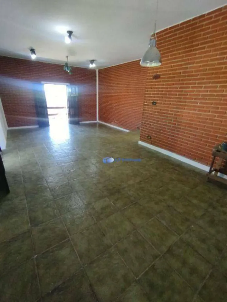 Chácara, 7 quartos, 2000 m² - Foto 1