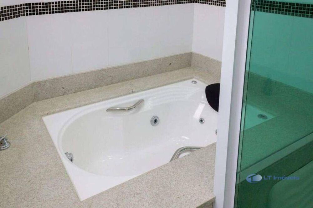Casa de Condomínio, 5 quartos - Foto 1