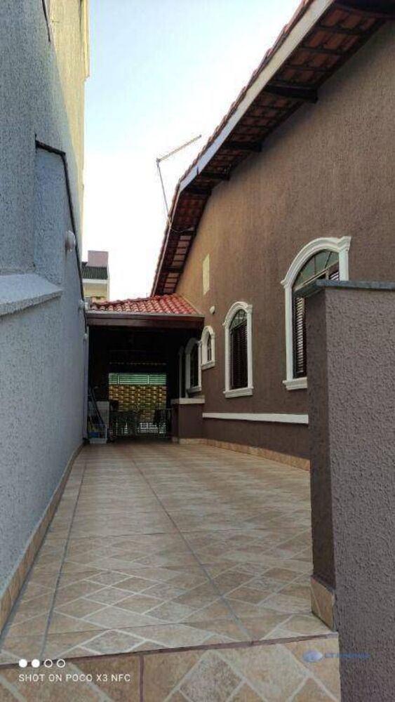 Casa, 3 quartos, 130 m² - Foto 1