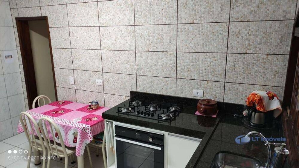 Casa, 3 quartos, 130 m² - Foto 2