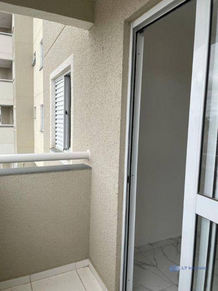 Apartamento para alugar com 2 quartos, 56m² - Foto 6