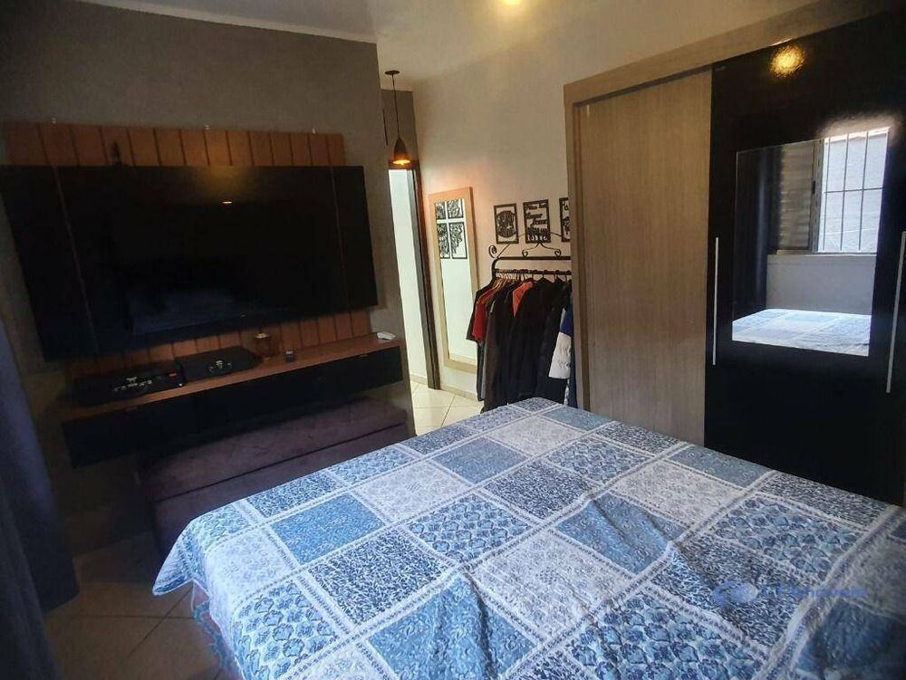 Casa à venda com 2 quartos, 62m² - Foto 3