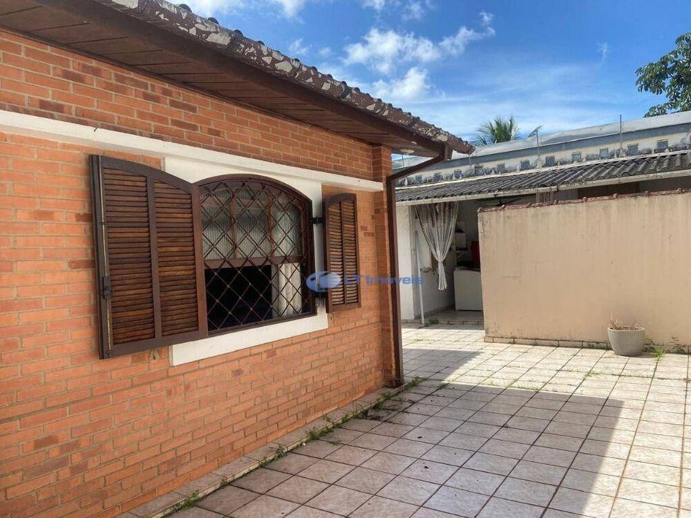 Casa, 2 quartos, 206 m² - Foto 1