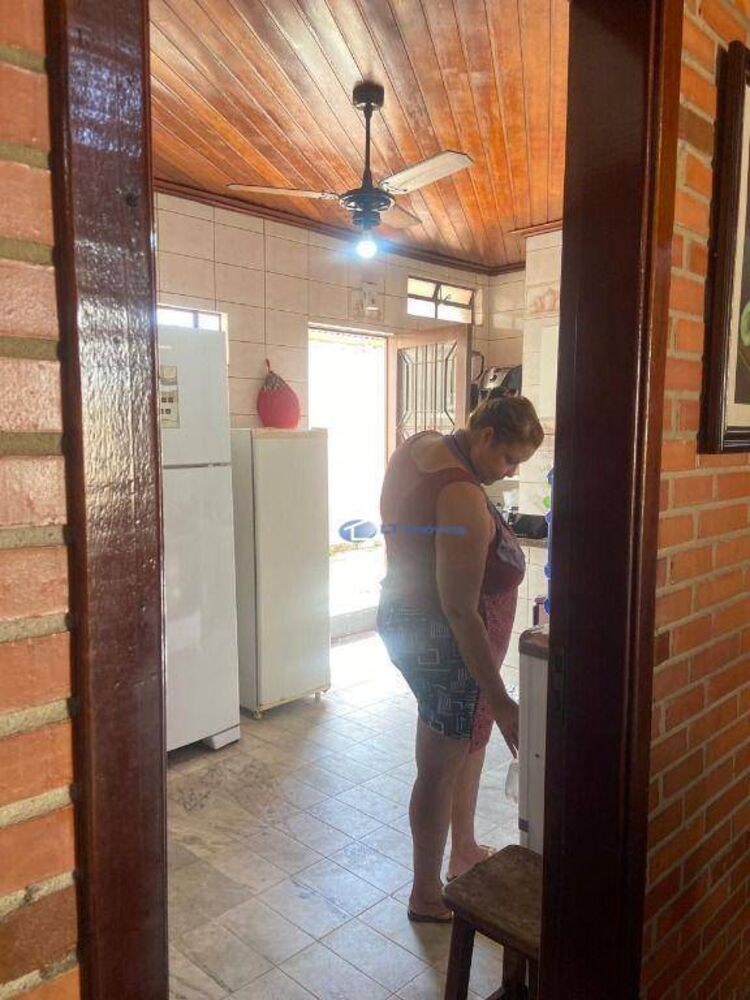 Casa, 2 quartos, 206 m² - Foto 13