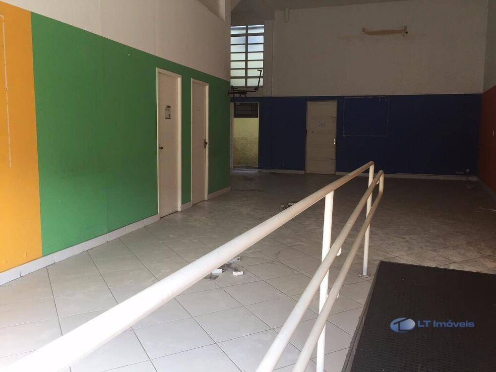 Loja-Salão, 230 m² - Foto 1
