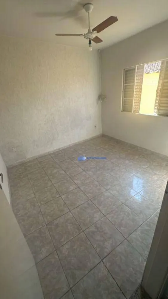 Casa, 3 quartos, 101 m² - Foto 2