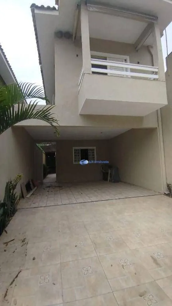 Casa, 3 quartos, 131 m² - Foto 2
