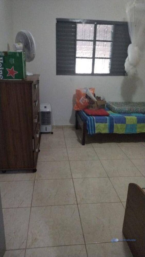 Casa à venda com 2 quartos, 62m² - Foto 2