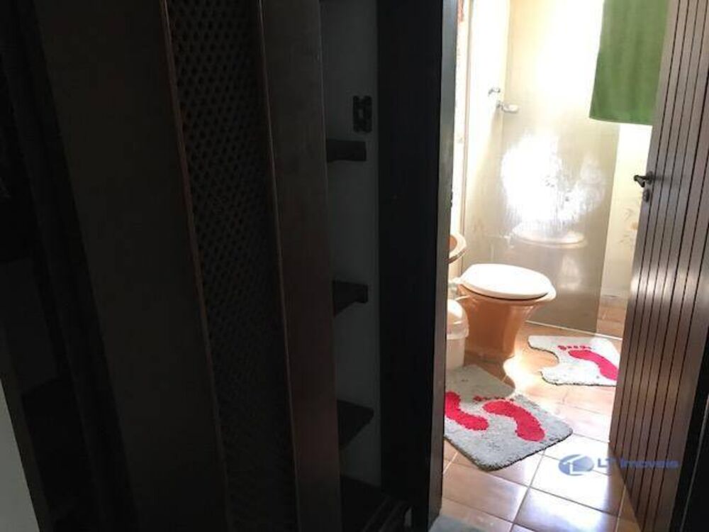 Casa à venda e aluguel com 3 quartos, 351m² - Foto 4