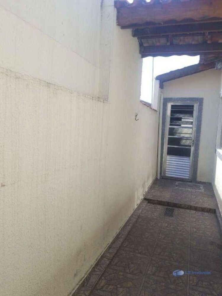 Casa à venda com 2 quartos, 83m² - Foto 15