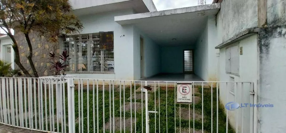 Casa à venda com 5 quartos, 169m² - Foto 2