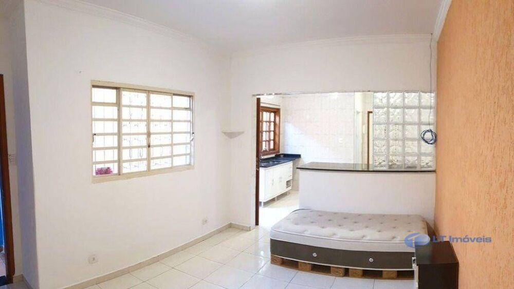 Casa à venda com 3 quartos, 173m² - Foto 3