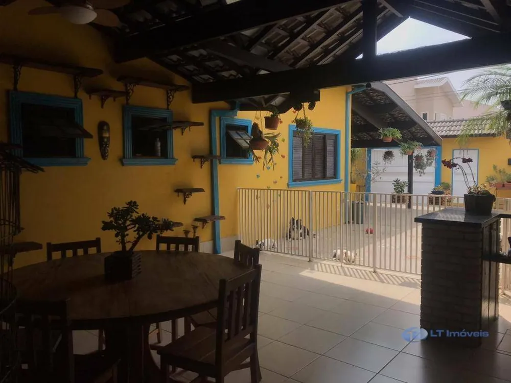 Casa, 2 quartos, 145 m² - Foto 1