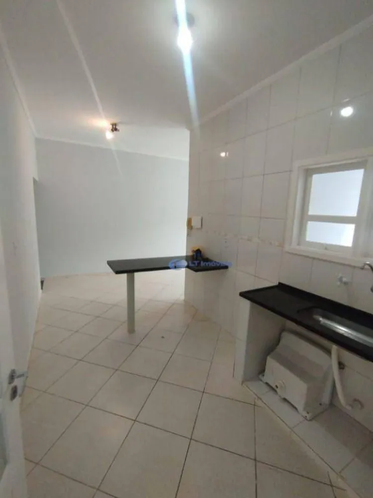 Casa, 3 quartos, 131 m² - Foto 2