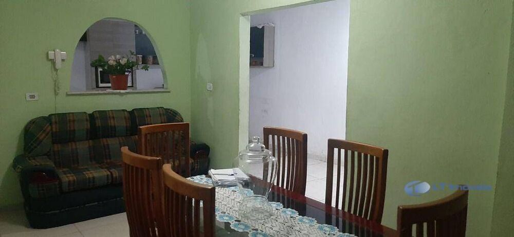 Casa à venda com 4 quartos, 135m² - Foto 1