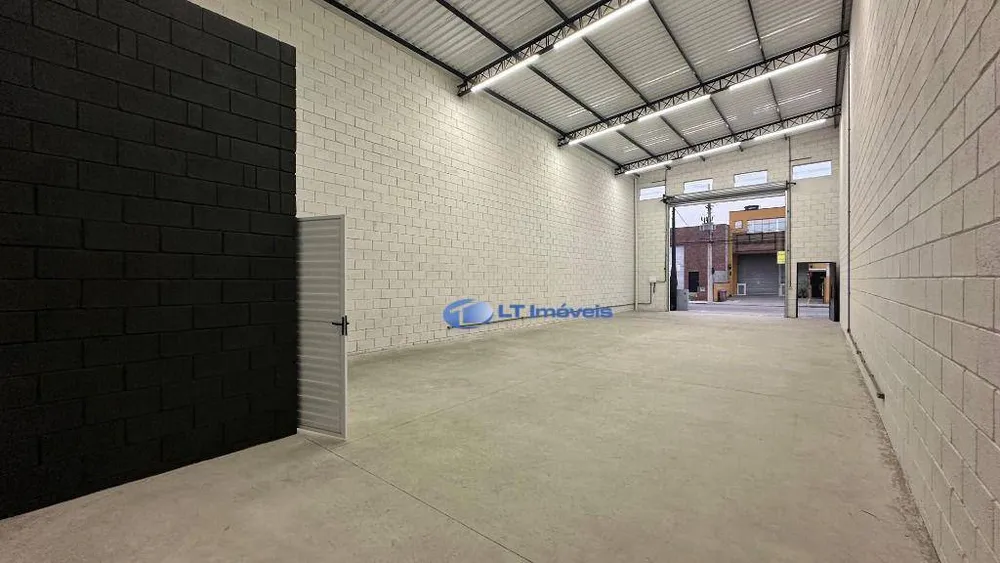 Depósito-Galpão, 186 m² - Foto 1