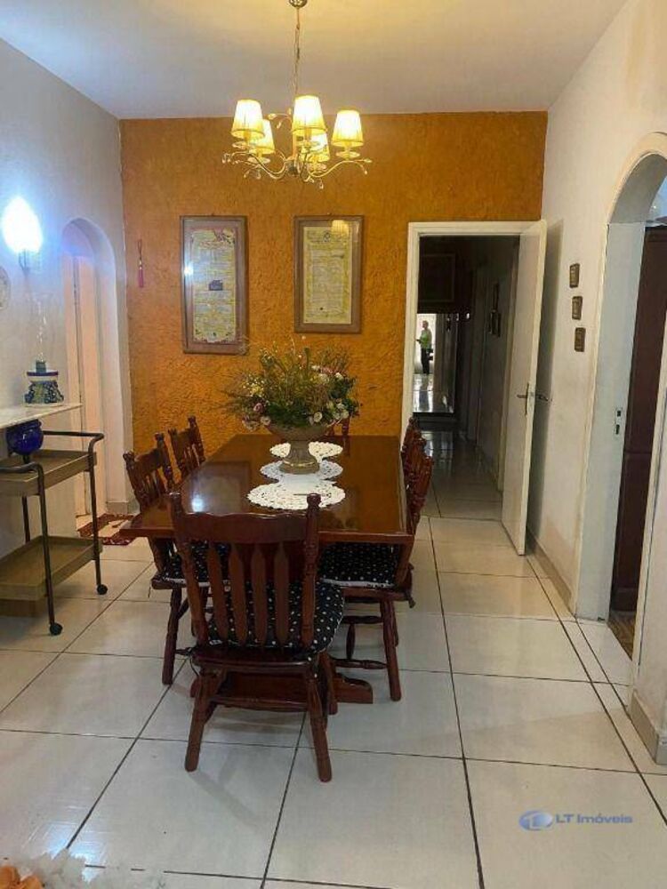 Casa, 4 quartos, 199 m² - Foto 3