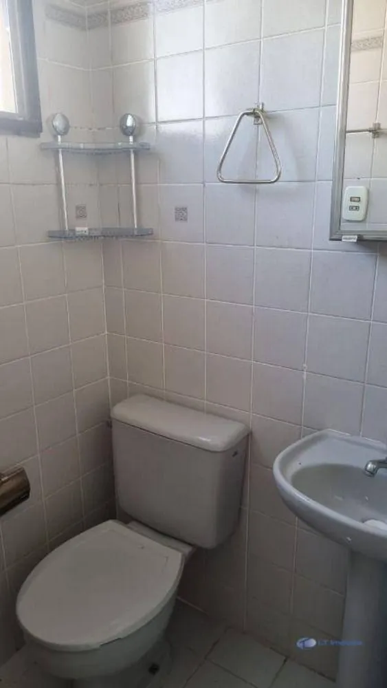 Apartamento, 3 quartos, 74 m² - Foto 2