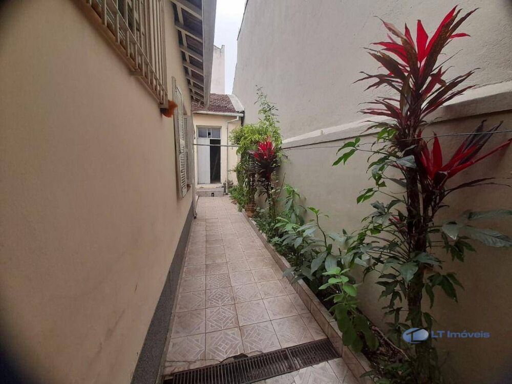 Casa à venda com 2 quartos, 142m² - Foto 9