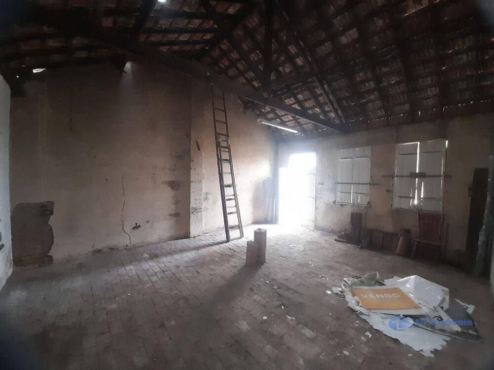 Casa à venda com 2 quartos, 142m² - Foto 12