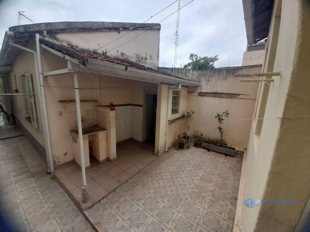 Casa à venda com 2 quartos, 142m² - Foto 11