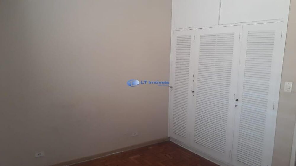 Casa à venda e aluguel com 3 quartos, 250m² - Foto 4