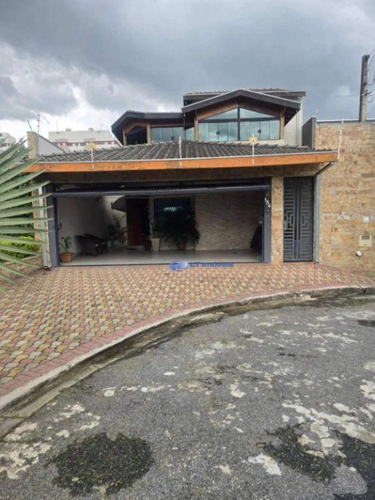 Sobrado, 3 quartos, 240 m² - Foto 4