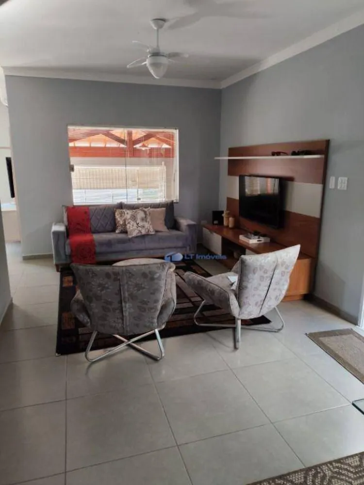 Casa, 3 quartos, 180 m² - Foto 3
