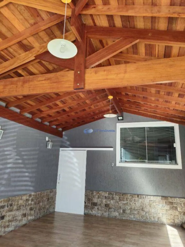 Casa, 3 quartos, 180 m² - Foto 1