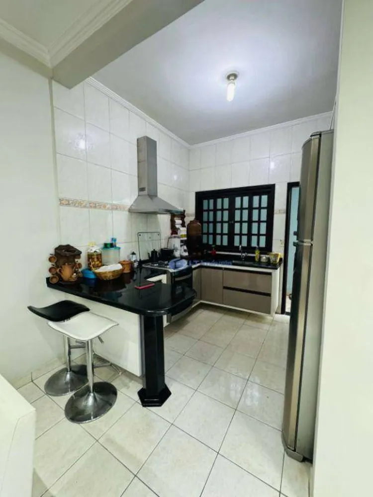 Casa, 3 quartos, 130 m² - Foto 1